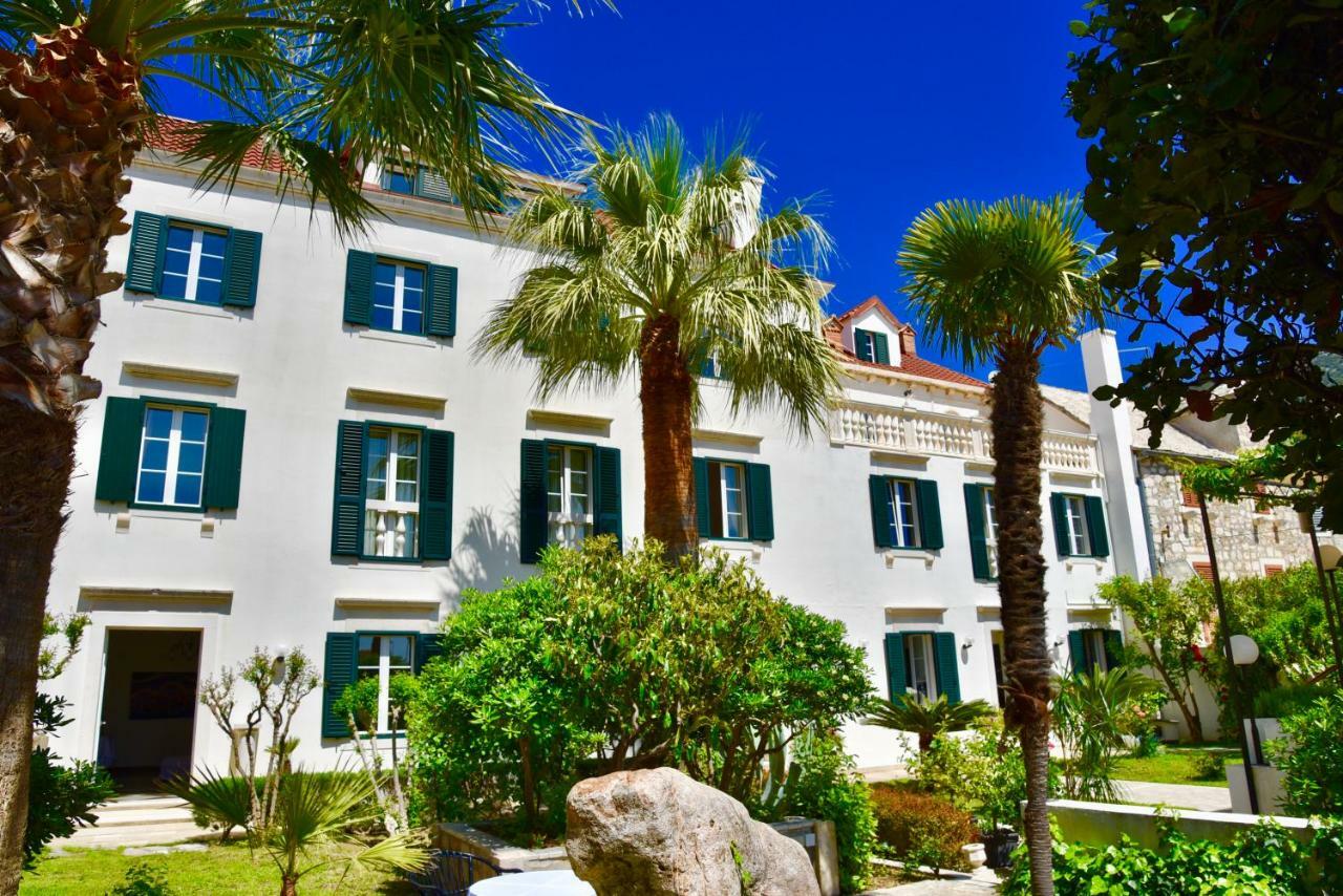 Villa Giardino Heritage Boutique Hotel Bol Exterior foto